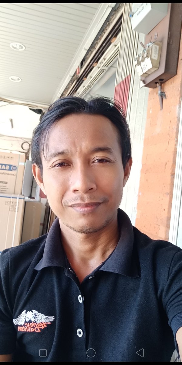 Aditya66033490's tweet photo. Ayo para binor yg kesepian, aku hadir buat kalian https://t.co/0Pa7DMw06Q
