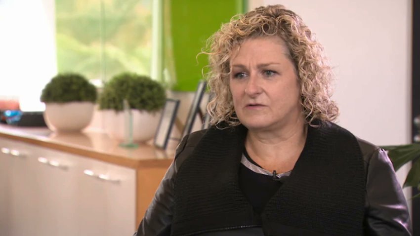 .@SFredericksCEO, of @OntheLineAus and the service @MensLine_Aus discusses the launch of new campaign “Help is Here” to combat domestic and #familyviolence during coronavirus: buff.ly/2KVVws4 
@SBSNews #coronavirusaus