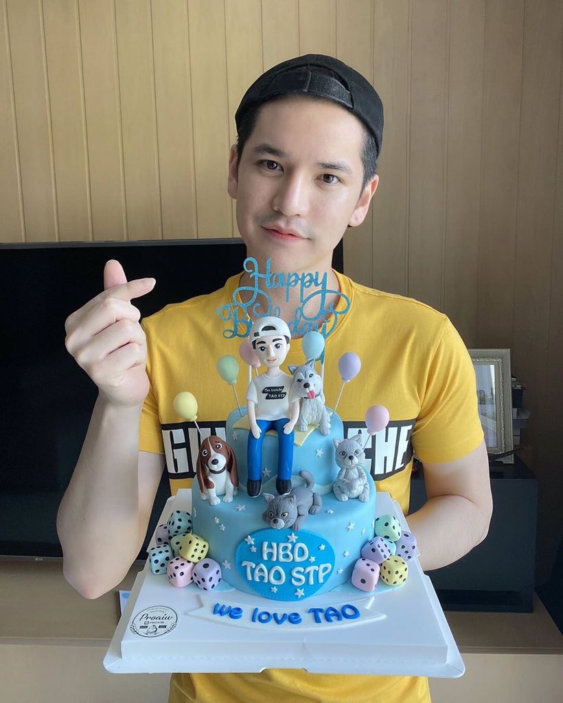 🥰❤️ #Repost IG @taophiangphor 
・・・
ขอบคุณมากๆครับสำหรับทุกคำอวยพร วันเกิดปีนี้ต้องอยู่บ้านช่วยชาติ ขอให้ทุกคนรักษาสุขภาพเช่นกันนะครับ #Taostp