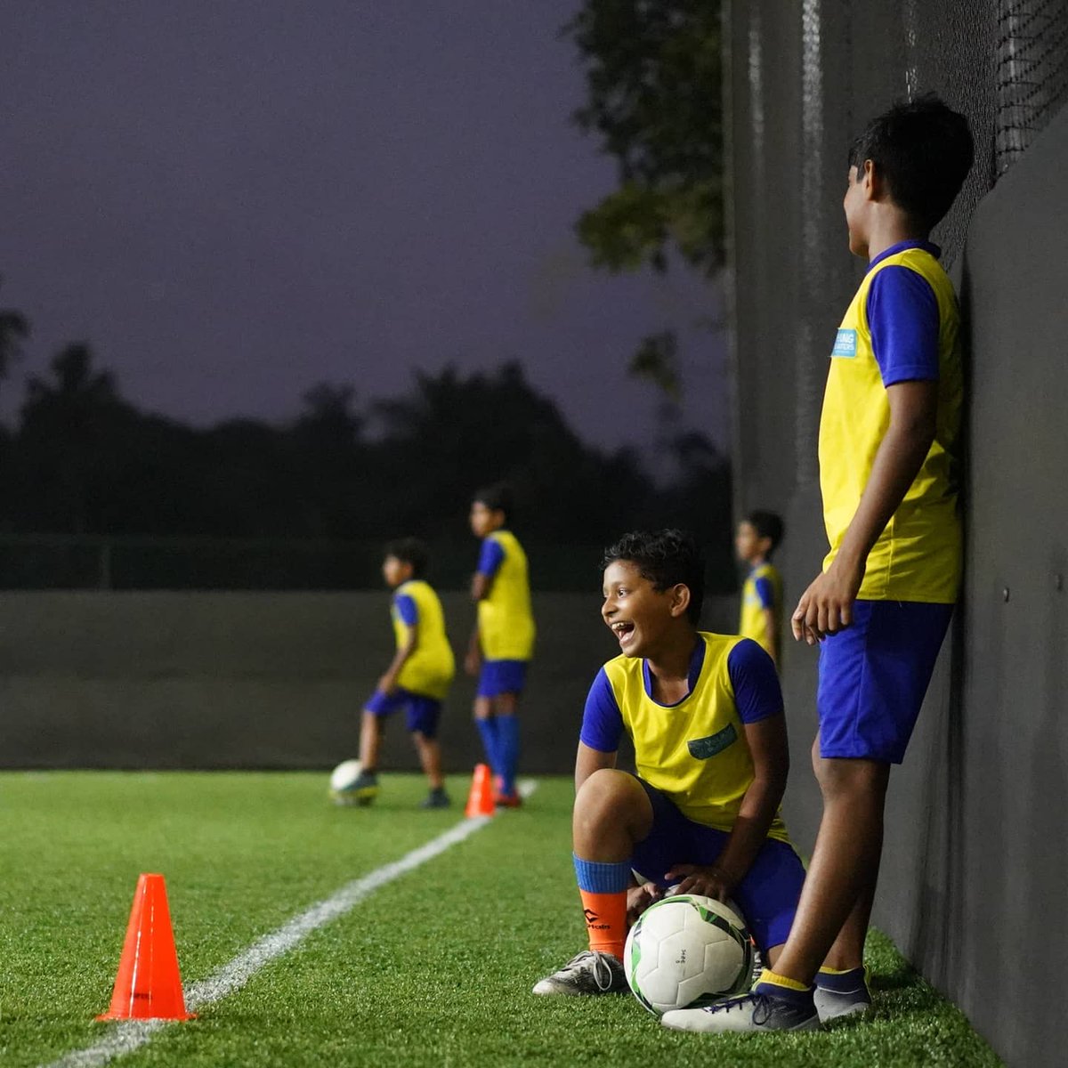 KBYoungBlasters's tweet image. Sharing some moments of pure joy on #worldlaughterday
#YoungBlasters #YennumYellow
#Championsinthemaking #YBmoments
