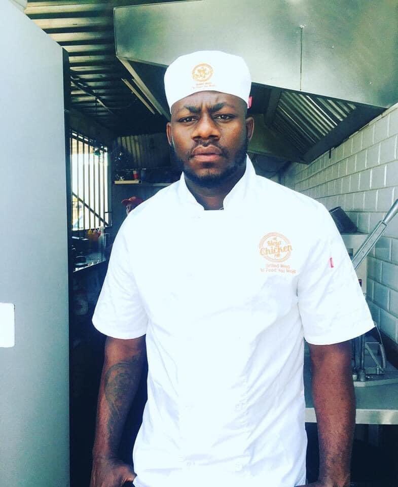 AMGLOUNGE_'s tweet image. If you live within delivery distance from @MojaChicken place your order online. Mans came to promote his black business on the show let's show support. #DateMyFamilly