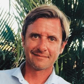 Jim Devereux, vice president of Green Fuse Botanicals, discusses the First Light Perennial line and its benefits for growers.

Subscribe Greenhouse Management: What sets the First Light Perennial line apart from others?

Jim Devereux:  #breeder superfloral.com/rss-feeds/bree…