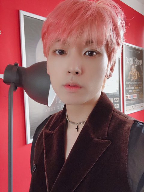 timeto_is's tweet photo. 190504 공식 팬카페

#인성 #에스에프나인 #INSEONG #SF9 https://t.co/uJuz6bDrpC
