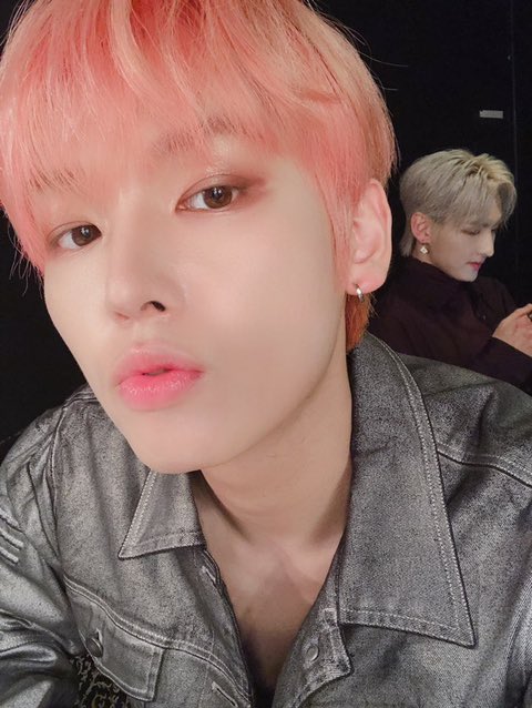 timeto_is's tweet photo. 190504 공식 팬카페

#인성 #에스에프나인 #INSEONG #SF9 https://t.co/uJuz6bDrpC