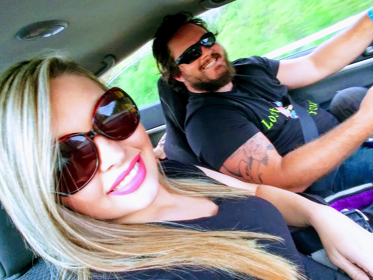 NikkiNMesser's tweet photo. ❤ #loveofmylife https://t.co/pJrXsfwj7x