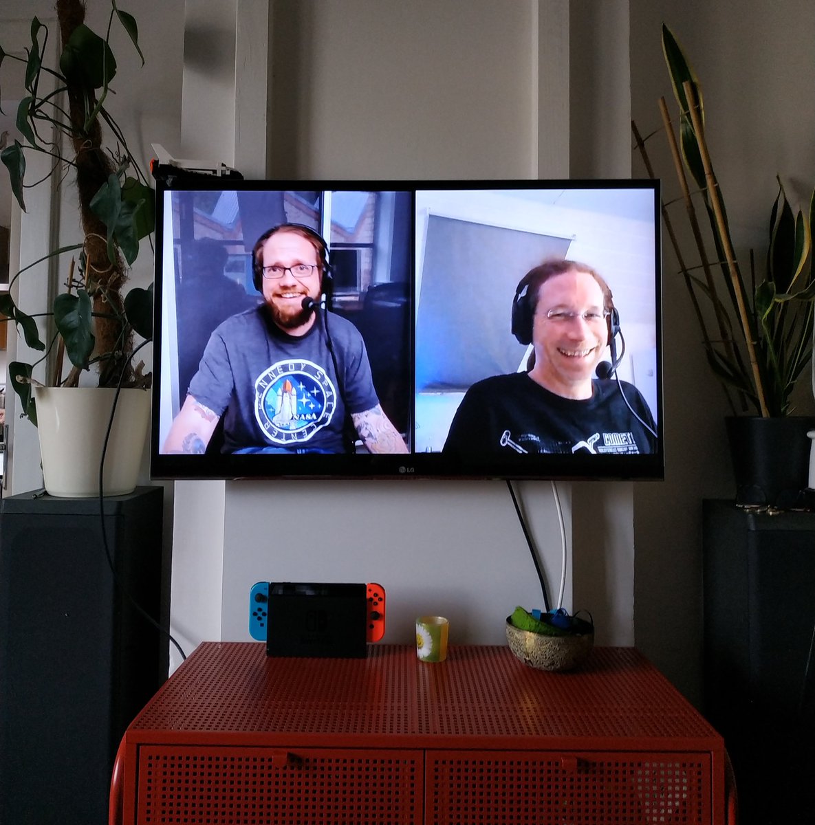 wanizzel's tweet photo. @MInkorrekt Livestream gucken https://t.co/7ijLkOUwFL