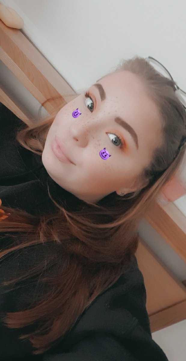 mxltifxndcms's tweet photo. At least I'm quarantined with my best friend 😍😍😍 #quarantinedLGBTQ https://t.co/C30y7QkYBT