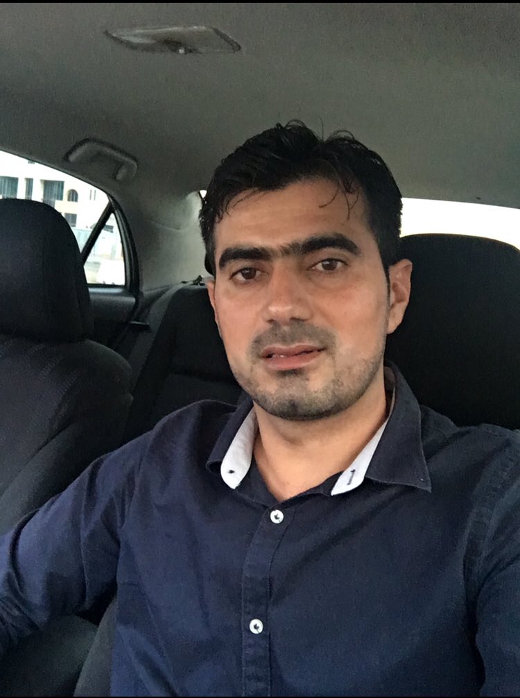 SoulessInsafian's tweet photo. #BlackTwitte 😊😊۔ https://t.co/ANUY1cJPMj