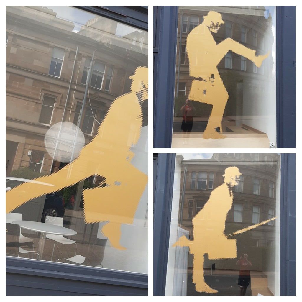 chr1stopherleo's tweet photo. Big hooses of Pollokshields on today's run ... and images of my new running style #PoshPads #Pollokshields #Southside #SouthGlasgow #FunnyWalks #LockdownLegStretch https://t.co/H6qYCcd4ZS