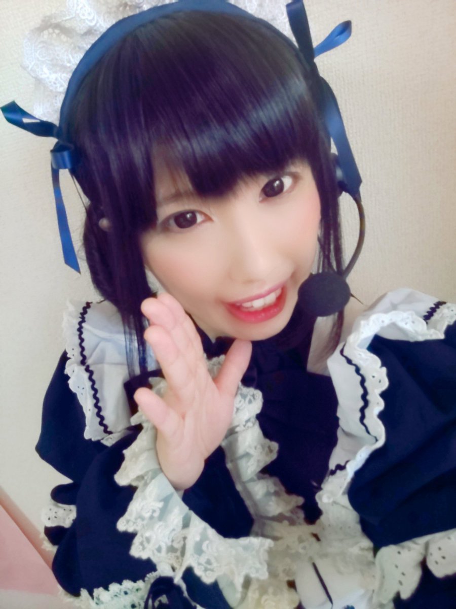 hir0_bot's tweet photo. 【お給仕よてい】
5/5(火)10:00~16:00
#エアコミケ
コミケは中止でも、仮想なら🌟
仕様変更中のBOOTHを時間帯限定で間借りして
新旧グッズを出品します‼️
⏬予定地
https://t.co/kAkDiaM2GD
5/7(木)18:30~19:30頃
生放送で #エアお給仕
https://t.co/LgAebeRa3F
GW🎏
こころにきらきら届けるょ🌈 https://t.co/IUjOzI0LNo