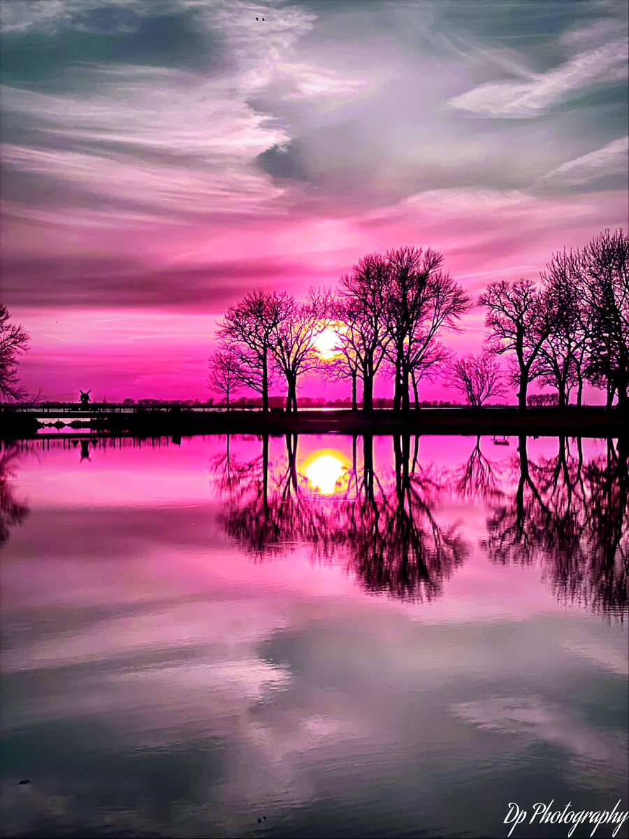 dpaal9's tweet photo. #sunsets #keyc https://t.co/mvEh0JVXAZ