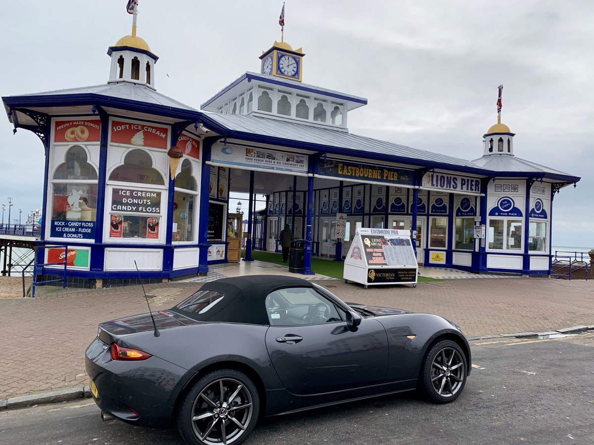 steventang_514's tweet photo. @Mazda_UK Childhood - Grew up in dad's work fleet of #Capella #323s #626s #929s #E2000🚓🚗🚐
2010s - 1st @Mazda_UK,from a 1.5 #Estoril #323F > 2L V6 >🔁w/ a #KLZE 2.5 V6
Later - 1st #Rotary🚗,the #RX8 #PZ,from then on...
Now - 1st #Roadster #Miata #MX5
(some pics borrowed due 2 no #iCloud) https://t.co/7T317XAEbQ