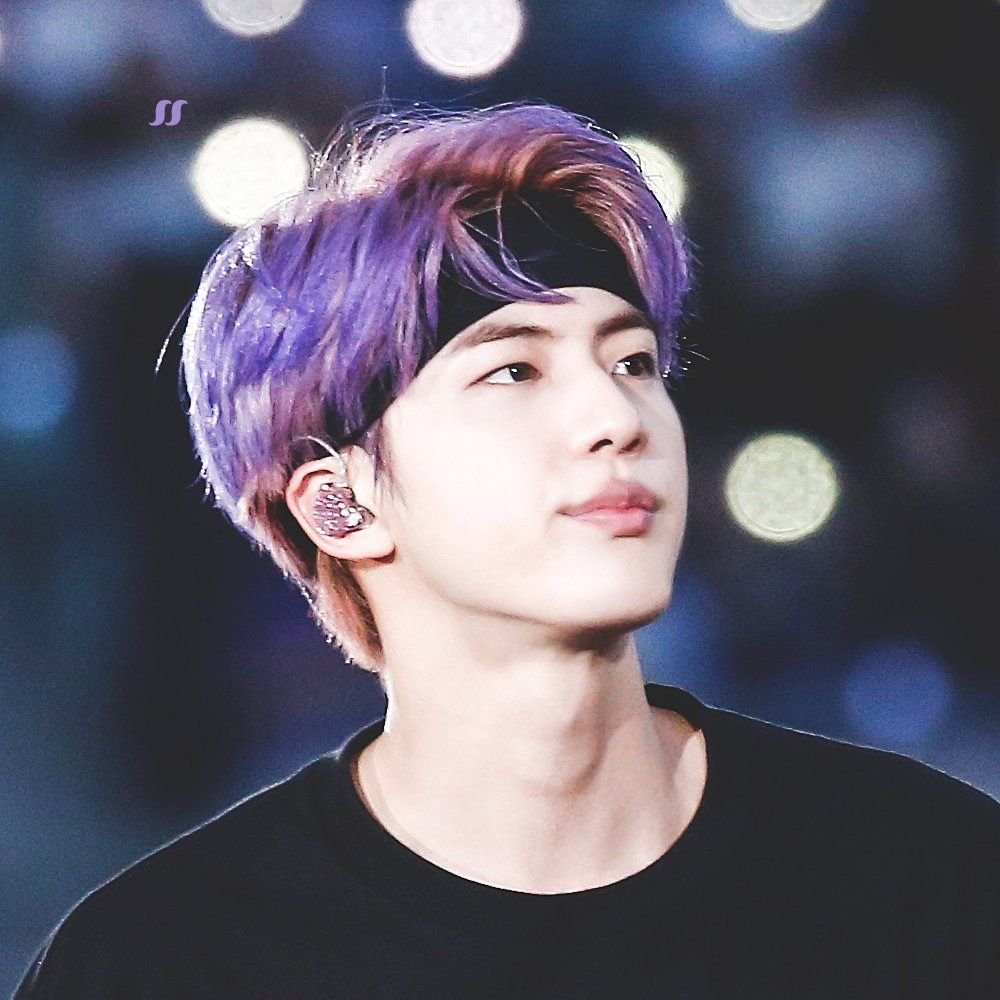 taemworks's tweet photo. purple hair bts was something else https://t.co/3ZZhwxqgeX