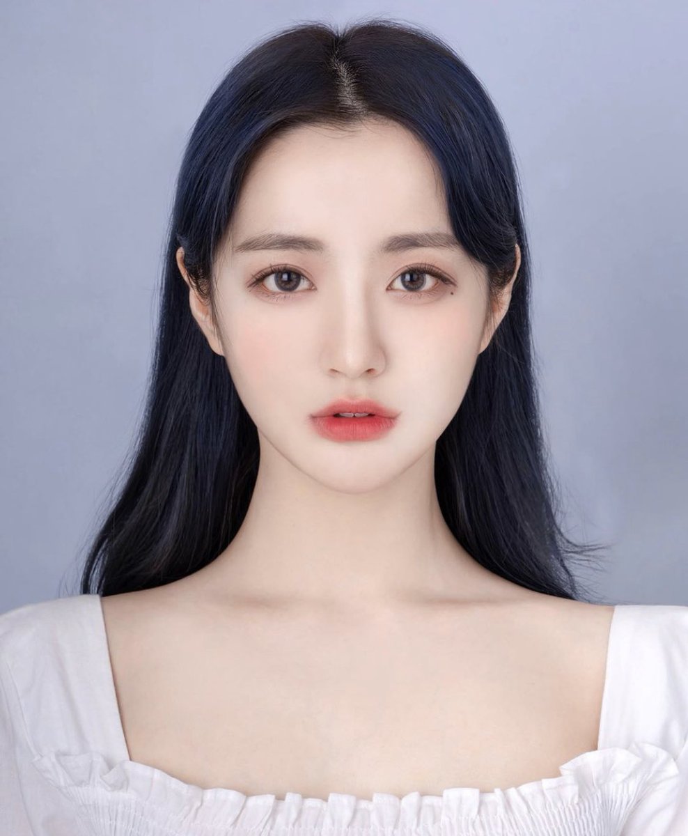 りんごちゃん 韓国美女を拝みたい 韓国美女のヘアメイクを参考にしたい 整形の参考に正面の写真が欲しい って人はinstagramで 증면사진 で検索
