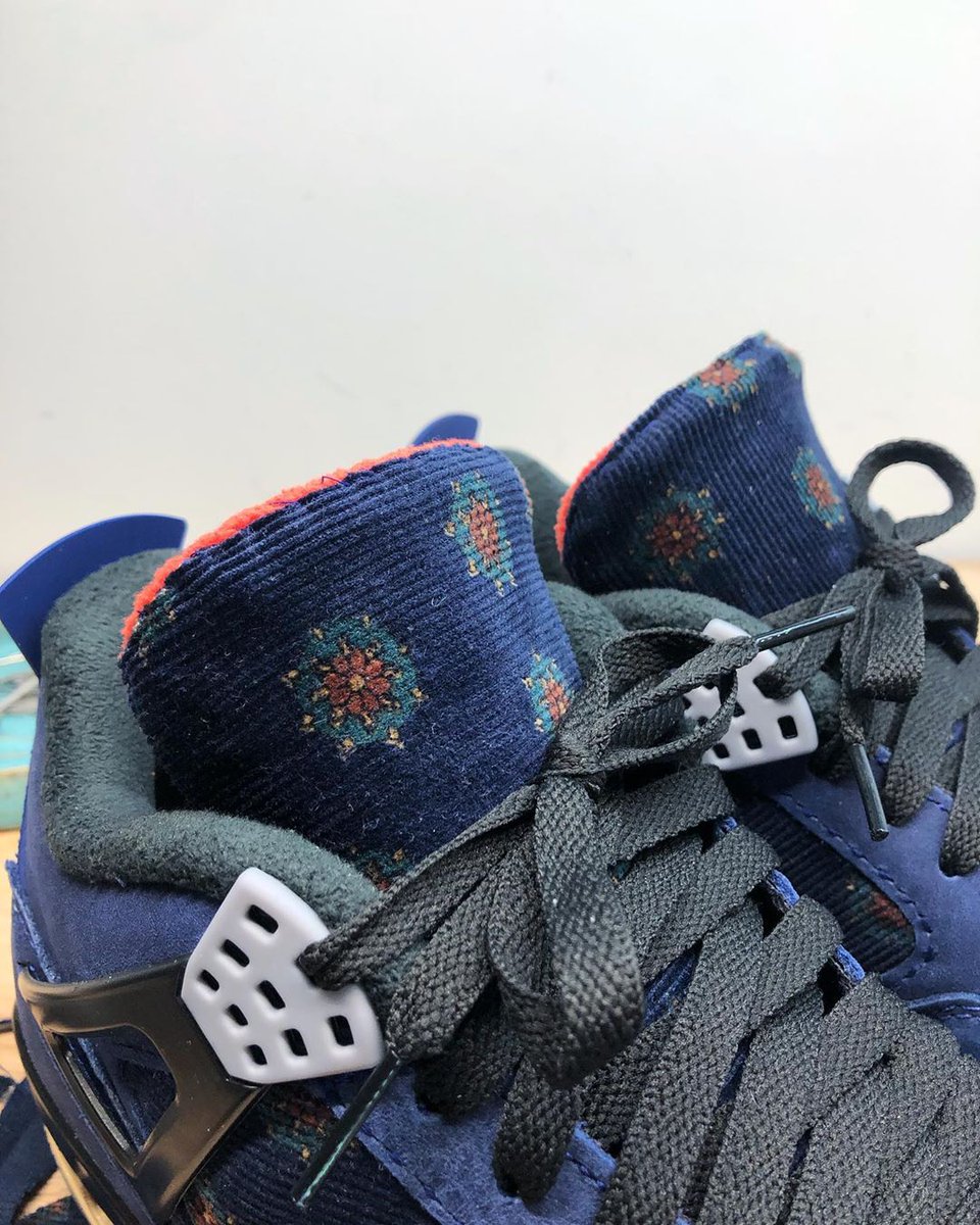 CaminoTV's tweet photo. Air jordan 4 custom - Philllllthy  ✂️

« Tout ce dont tu as besoin pour faire des trucs cools c’est une aiguille et du fil » 😬

@jumpman23 philllllthy (ig) https://t.co/tYEeWcxIHd
