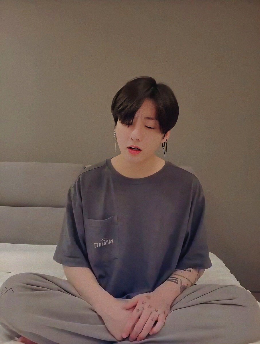 Mingocnochu97's tweet photo. I miss Jungkook 😢
#jungkook https://t.co/9NOCe94wWk