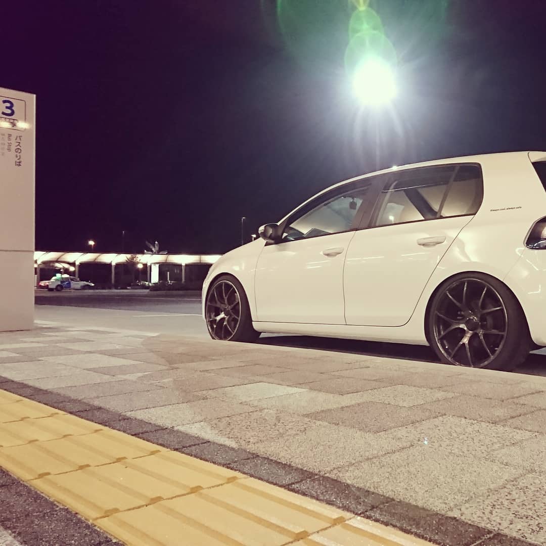 Utarou111's tweet photo. Hachinohe Station West Exit

#vw #volkswagen #golf #golf6 #mk6 #mkvi #ゴルフ6 #tsi  #maniacs #hasepro #rays #homura #2x5s #nitto #carbon #BLITZ #zzr https://t.co/te9jtWSW2z