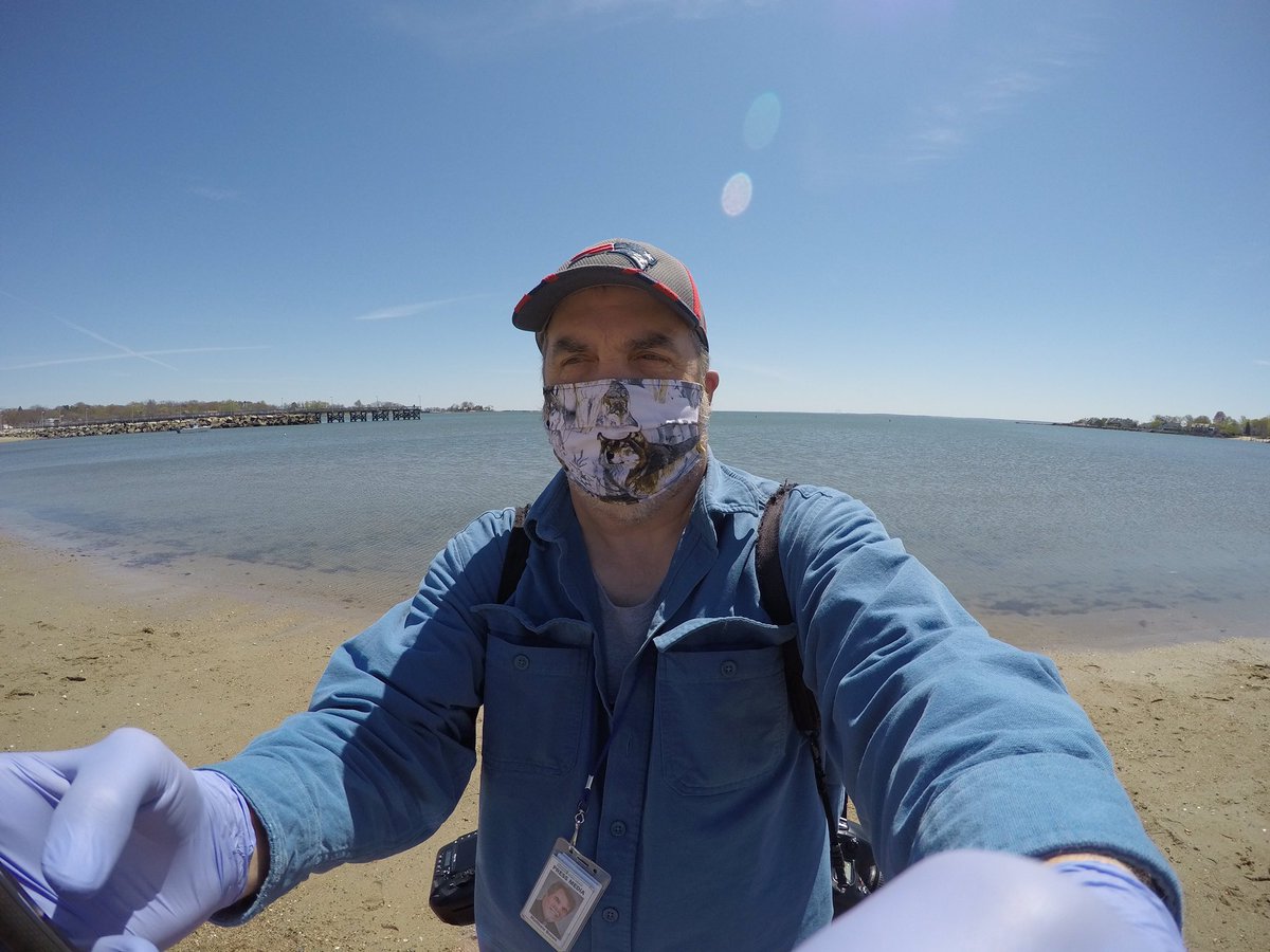 mattbpix's tweet photo. Yesterday it was bright sunny and beautiful....not only did I cover up (Wolf Mask) but wore a cap and long sleeves (No Sunburning here!) #beatskincancer #nocovid #COVIDー19 #StamfordCT https://t.co/i9oSWmWaDM