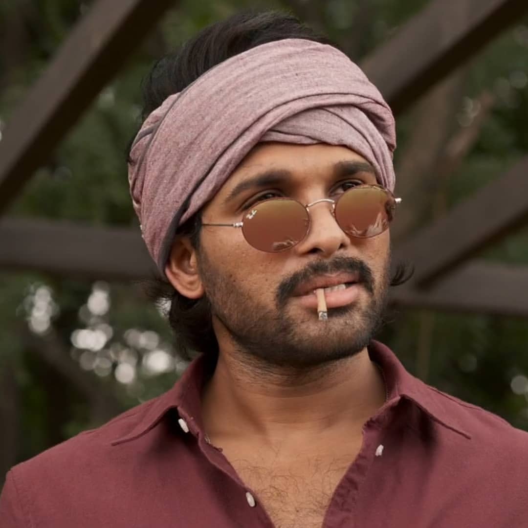 ManoharIcon27's tweet image. Follow &amp;amp; Turn On Notifications

- @PakkaJulayiOffl - 🔥
Trend roju Rampage ey 

#16YearsforAaryaCDP
#DecadeForMemorableAarya2