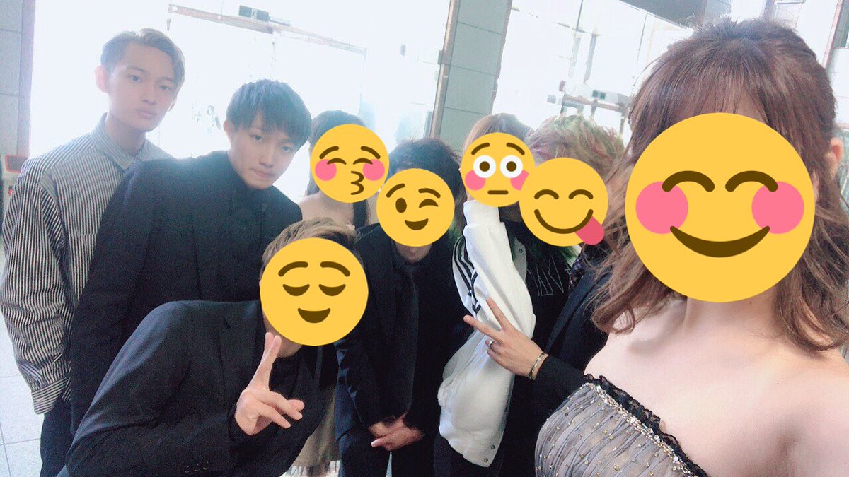 setsucolle's tweet photo. 今日は物品協賛の仕事につい��です🍀
物品協賛とは、グランプリの方や賞を受賞された方への景品を企業の方から頂く仕事です🌷
主に美容系、アクセサリー系の企業に電話やメールで連絡を取り協賛を頂いています！🥰

担当紹介はこれで最後です！
興味がある方や質問がある方はご気軽にDMください🌼 https://t.co/jpbNe8hoXA