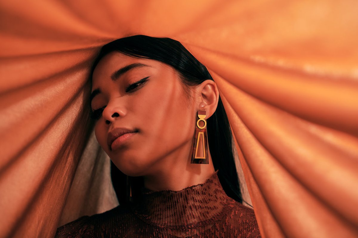 womensday's tweet photo. Have you seen the highly commended entry from Avel Shah who was a Finalist in the #IWD2020 Photography Competition with @EyeEm? We love the unique perspective in this image! Check out further Finalists at https://t.co/pIX74QsLZb  #EachforEqual https://t.co/ReTmdoZO6m