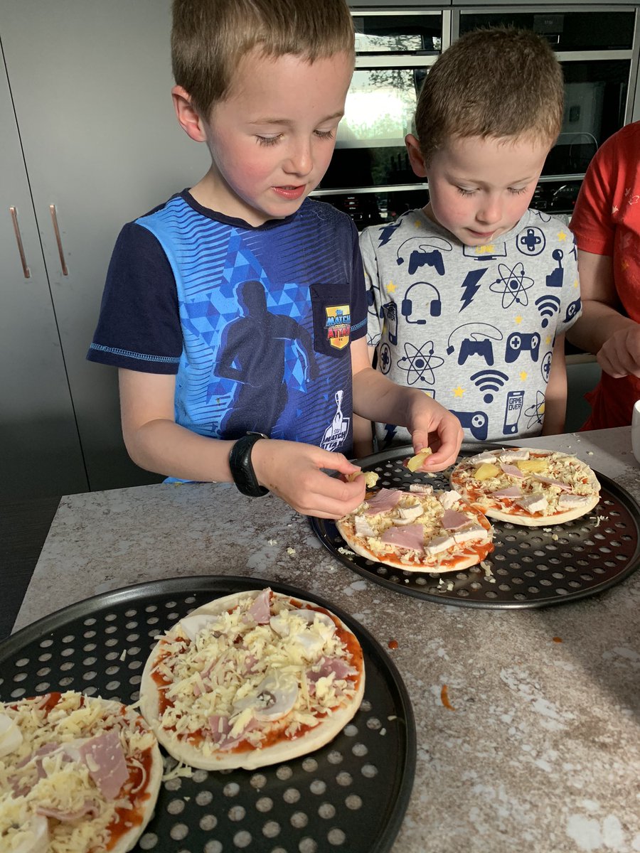 elizabeth linton tweet media