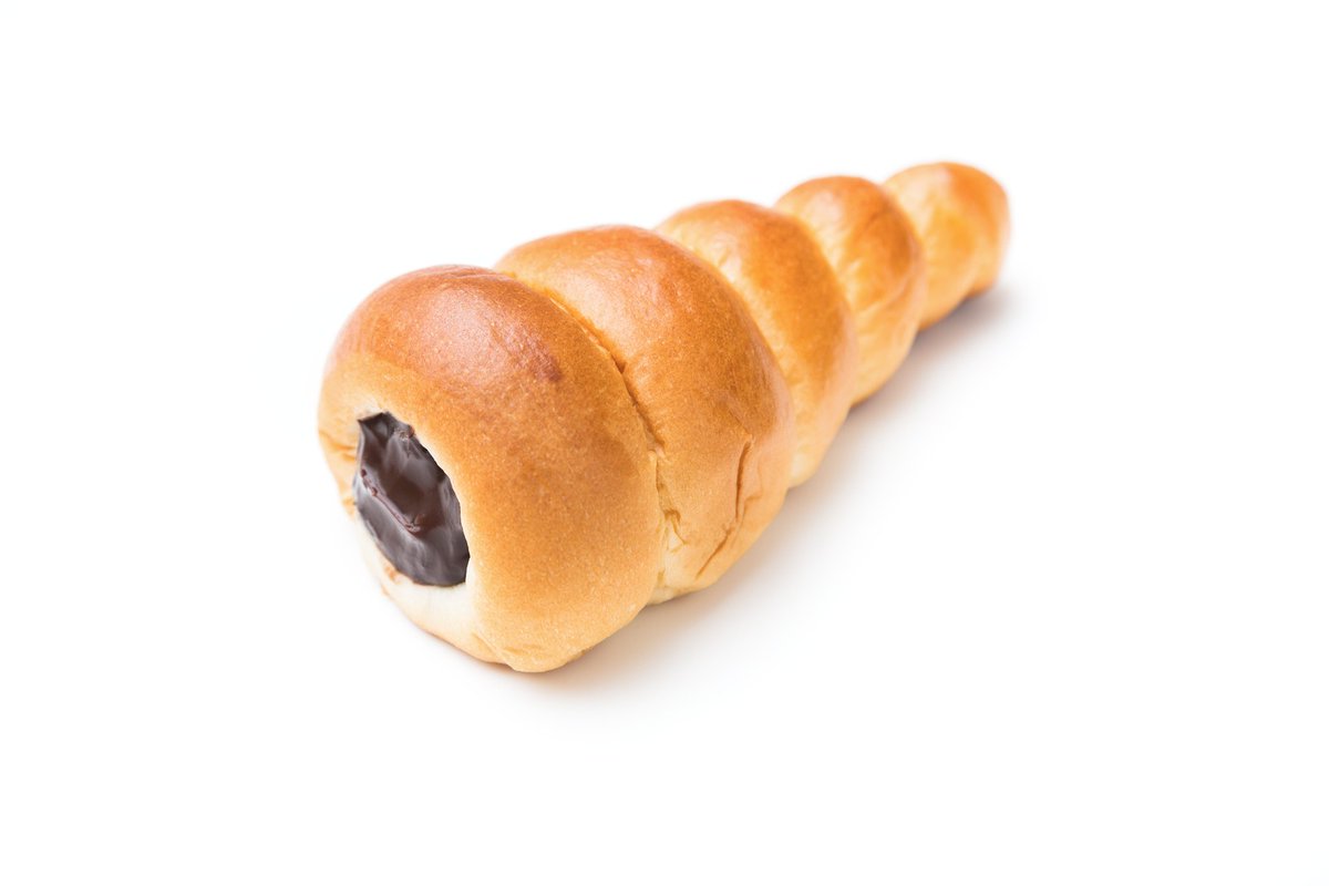 【今日は何の日？】5月6日は「#コロネの日」

日本発祥の菓子パン「コロネ」の魅力を広めるため、山崎製パンが制定。チョココロネは『らき☆すた』の登場人物・泉こなたの好物としても知られており、本編中ではコロネはどちらが頭で、どこから食べるかという議論が描かれた。