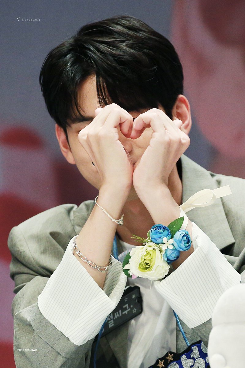 timeto_onghwang's tweet photo. 190503

                     (Ɔ ˘⌣˘)♥(˘⌣˘ C)

#개안즈 https://t.co/Tun2tXxjQ7