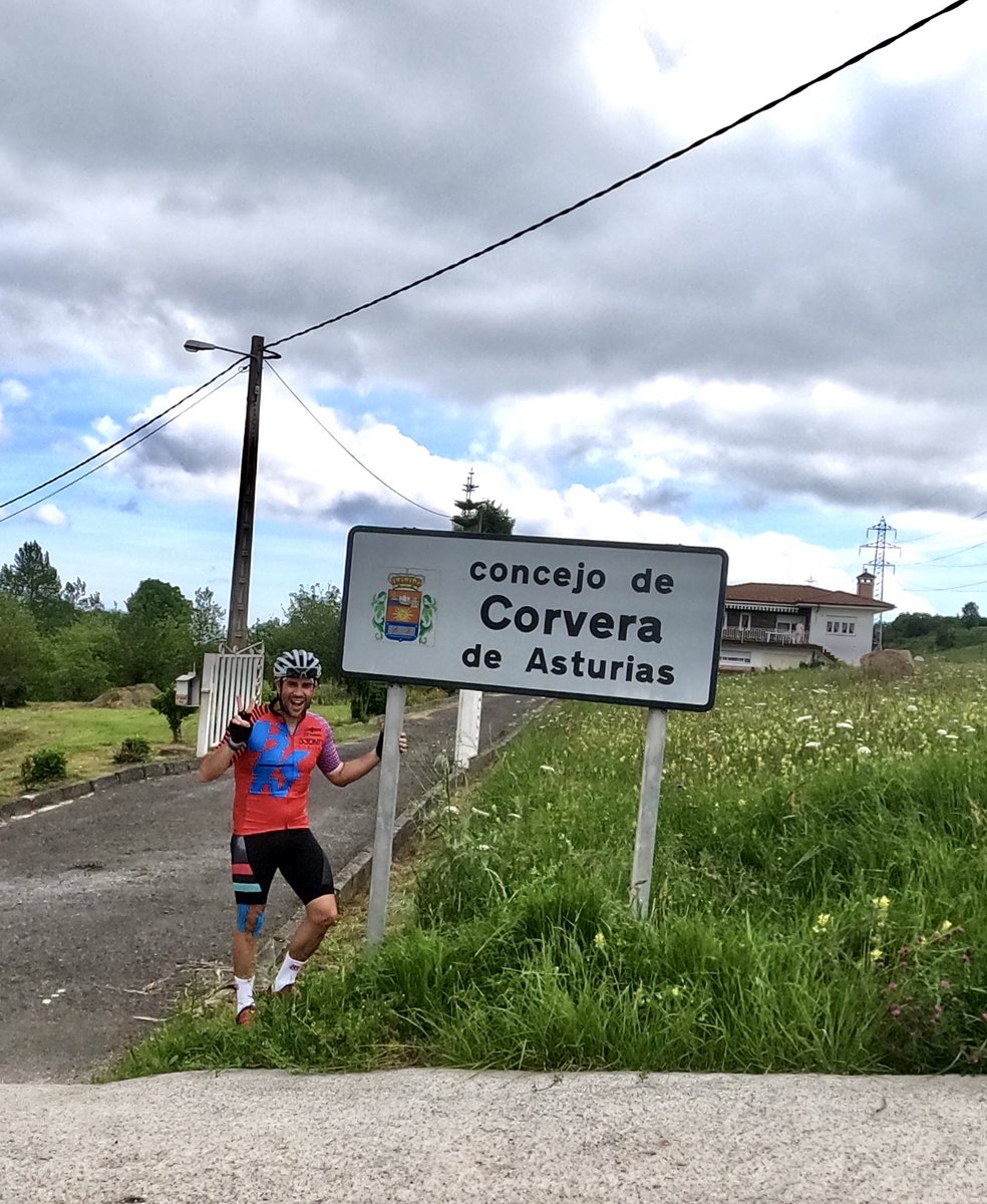 bikineros's tweet photo. Gran mañana de MTB con mi nueva @canyon Pronto video review, pero hay que probarlas más eh 😘 

Qué tal vuestras salidas este finde?

#mycanyon 
#tuvalum 
#crownsportnutrition 
#53dnts 
@Canyon_Spain 
@tuvalum
@crownsportnutrition
@53dientes
@nestawheels 
@sirokotech https://t.co/6Gdw9fnzAk