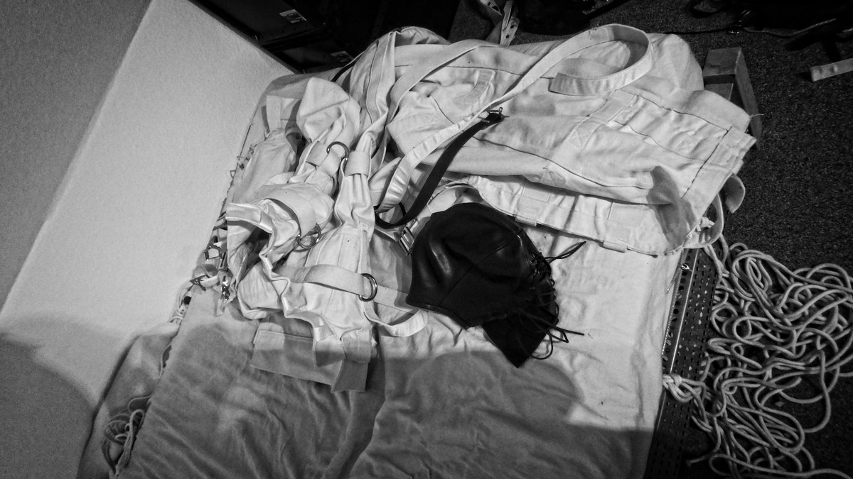 ThePsychoSJ's tweet photo. All this stuff, just to make one human #helpless. #maxcita #straitjacket #legbinder #bondage https://t.co/glOlJ39hLM
