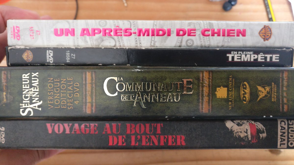 LoeschBenjamin's tweet photo. @cinemathequefr #DvdChallenge https://t.co/9OQN7464Ky