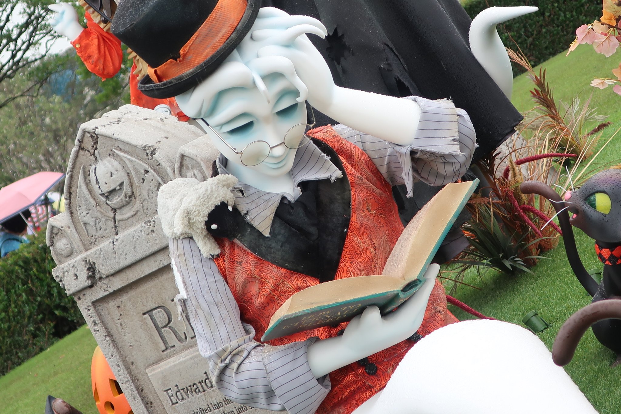 凛璃 これはハロウィンの時期ディズニーランドにいたcv 櫻井孝宏みたいなゴースト