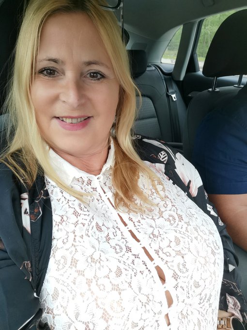 Heute eine Spritztour durch die Eifel, leider ohne Cabrio #FKK #NACKT #BIGBOOBS #NUDISTPARADIES# https://t<a href="/tag/bigboobs"class="tags"><span>#bigboobs</span></a><a href="/tag/nackt"class="tags"><span>#nackt</span></a><a href="/tag/fkk"class="tags"><span>#fkk</span></a>