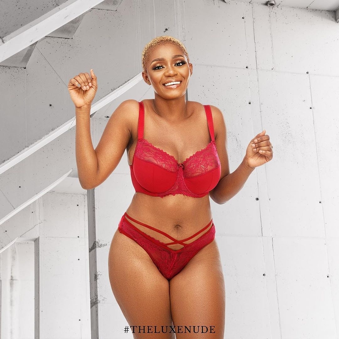 You deserve the unconditional love of a perfect fit, everyday. 
Shop our Curuis bra set now to get the perfect fit💋💫💄❤️
theluxenude.com/collections/al…
 #theluxenude #myluxenude #luxurysleepwear #luxuryunderwear