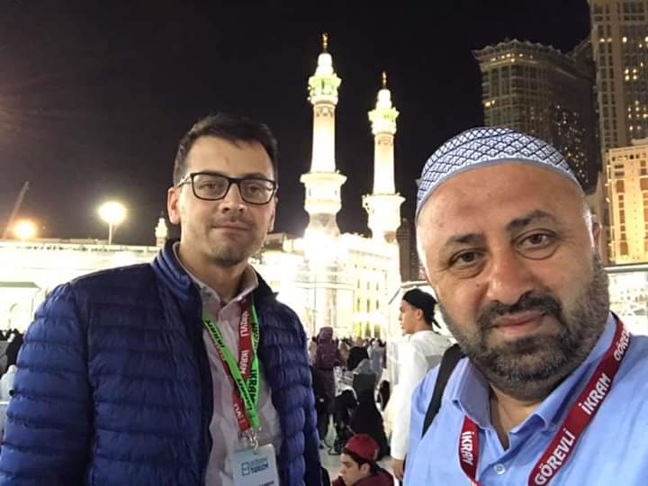 Metin91129059's tweet photo. @Metin91129059 - #Aminnn "  Başakşehir’de koronavirüs tedavisi gören İlahiyatçı Yazar Ömer Döngeloğlu, hayata veda etti. Döngeloğlu'nun 18 nisanda sosyal medya hesabından paylaştığı söz ise hafızalara kazındı..@Metin91129059 -Aminn Allah'ım gani gani Allah Rahmet Eylesin Mekani C https://t.co/gs5fx1DeQn