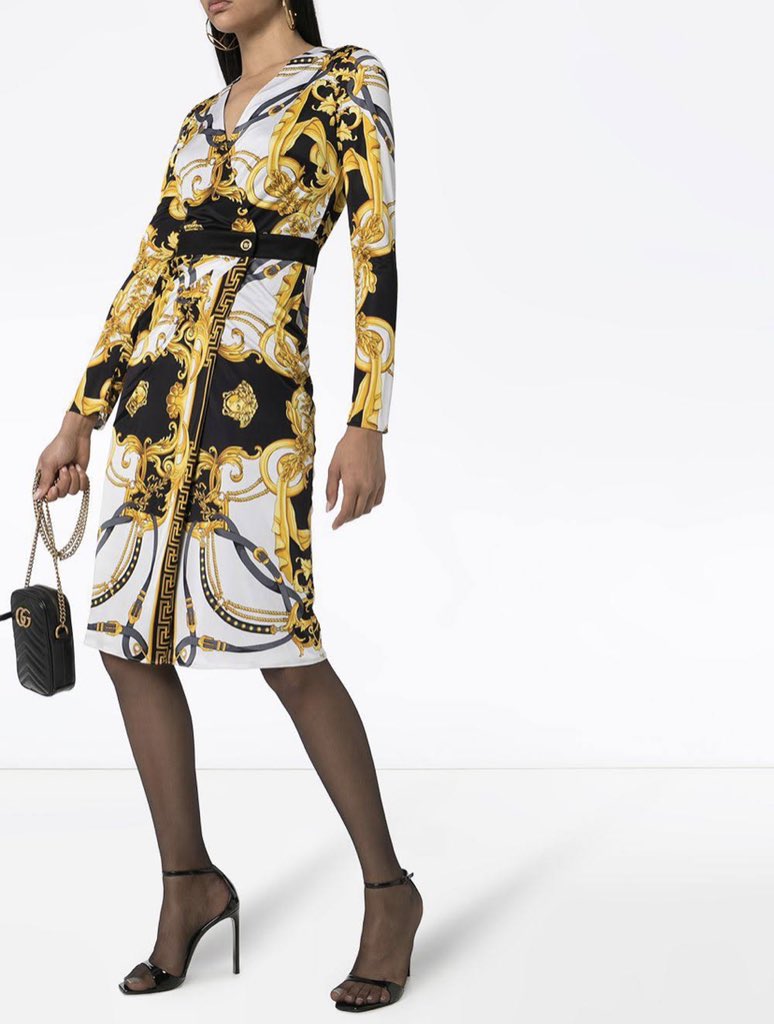 IraEscort's tweet photo. Do you Love shopping? Versace ! How do you think about? #luxury #luxurylifestyle #businesswoman #earnmoney #escortservice #highclass #mode #modeling #modellife #germany #austria #münchen #girls #luxus #modelling #design #womanstyle https://t.co/Wu1dvaNeUZ