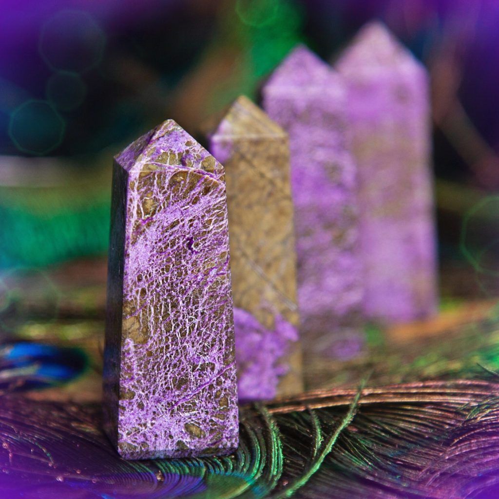 TheSageGoddess's tweet photo. If you get lost in your emotions and relationships, these #Empath Boundary #Stichtite #Obelisks will help. Stichtite protects, detoxifies, and activates the Crown Chakra. In the shape of an obelisk, these pieces will channel all that energy 💜💪🏼💜https://t.co/t29P3HmYE2 https://t.co/NbEqe3Zx5T