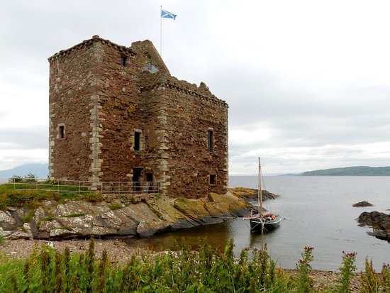 2.16/ Portencross Castle. 14thC tower on site of earlier fortifications. Largely intact but roof was blown off in 1739. A later roof saved the structure but after 100yrs was in danger of failing & taking the rest of the tower with it. Restored in 2010 & operated as a museum.