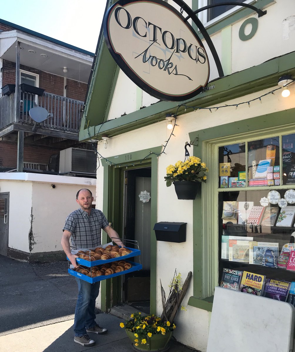 cathmckenna's tweet photo. The perfect combination.📚🥖

You can now purchase @Purebreadottawa breads and pastries at @octopusbooks. Order online and pickup on Saturdays. 

Can’t wait to place an order next week. 🤗 https://t.co/z2gY6TJqKT