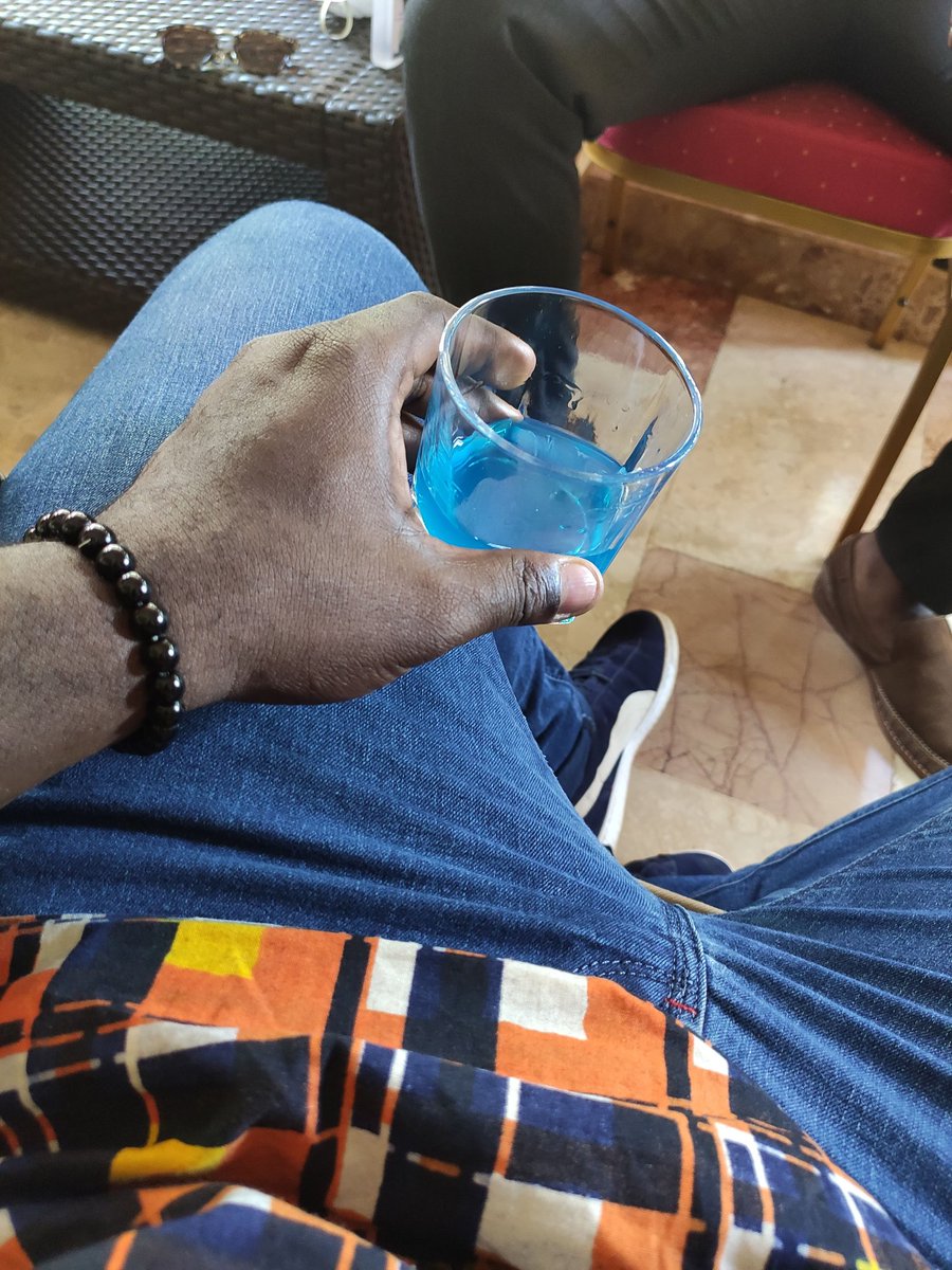 hansblak's tweet photo. #bluebae #afterwork https://t.co/W7GE4d7Bla