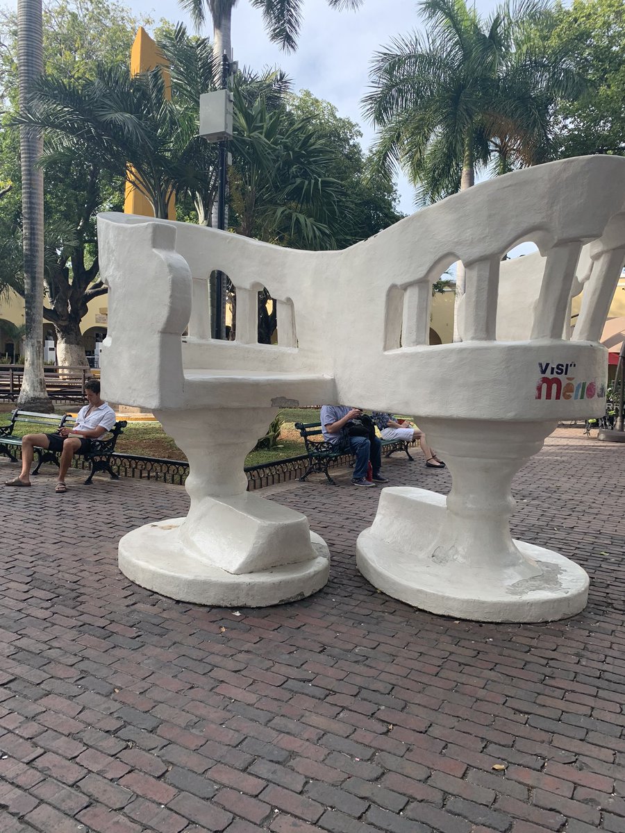 standdbyy's tweet photo. social distancing #wheninmexico #Yucatan https://t.co/aEKfQp7hvh
