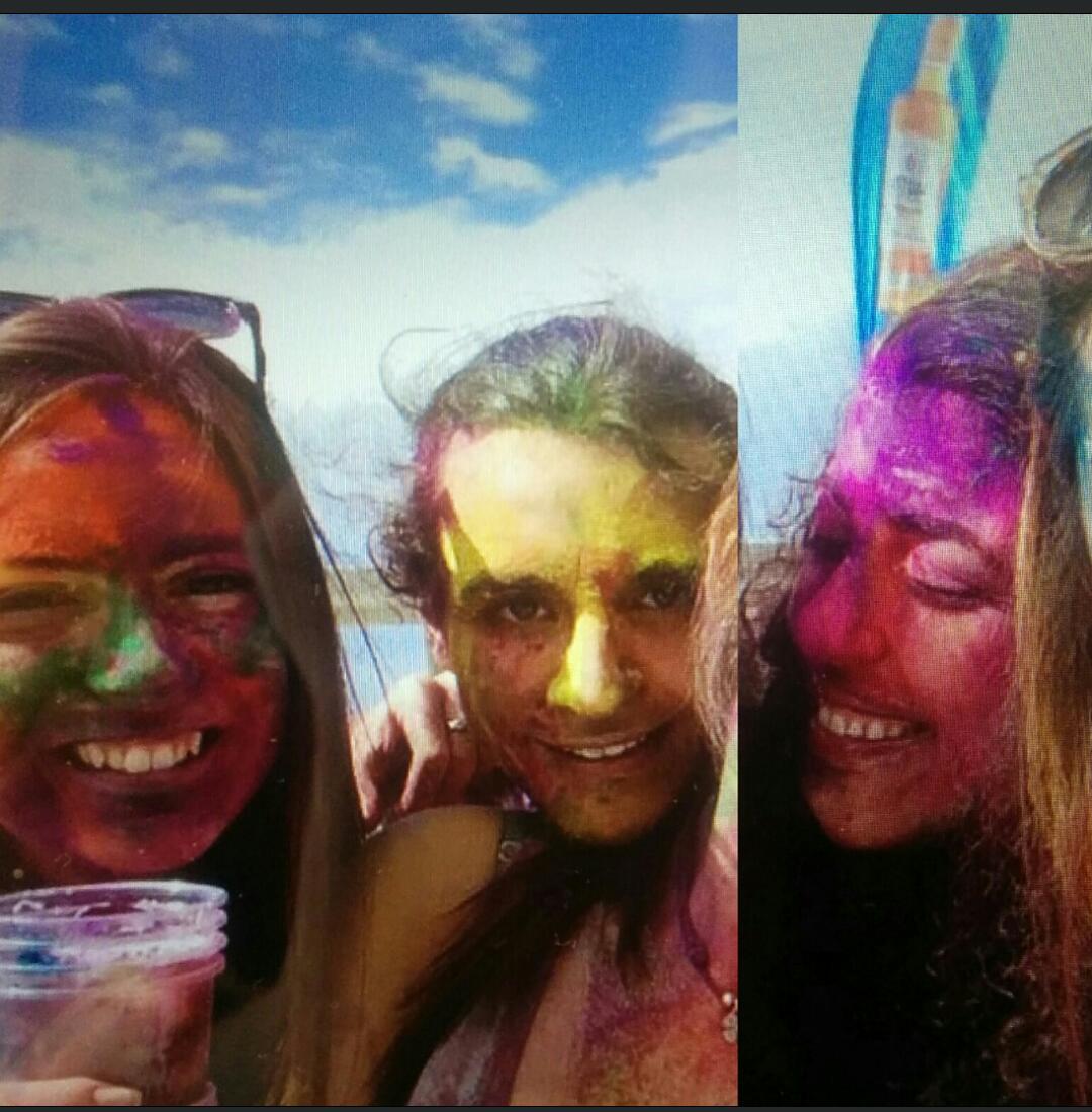 carpecpl's tweet photo. Fuimos a la holi, Alba encontró a su gemelo https://t.co/b6SJY8W0FR