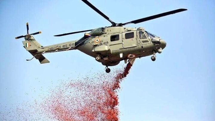 cvmsucla's tweet photo. We are Fighting against Corona.
Tough time and It needs to be done... 
#IndiaSalutesCoronaWarriors 
#IndiaFightsCOVID19 
#IndiaFightsCoronavirus #indianairforce https://t.co/iwkZJejSiD