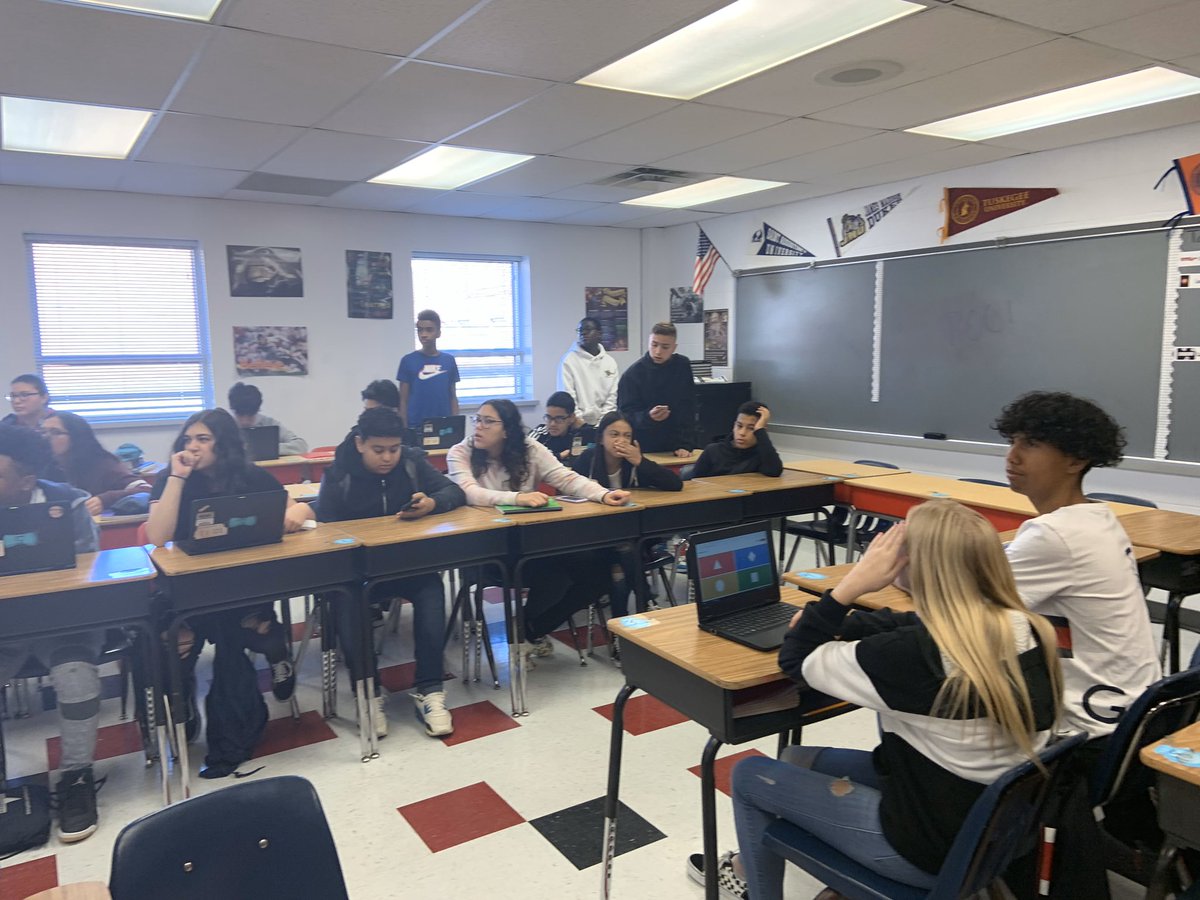 MonannLa's tweet photo. Miss Woodbridge https://t.co/PnbjZTzlbs