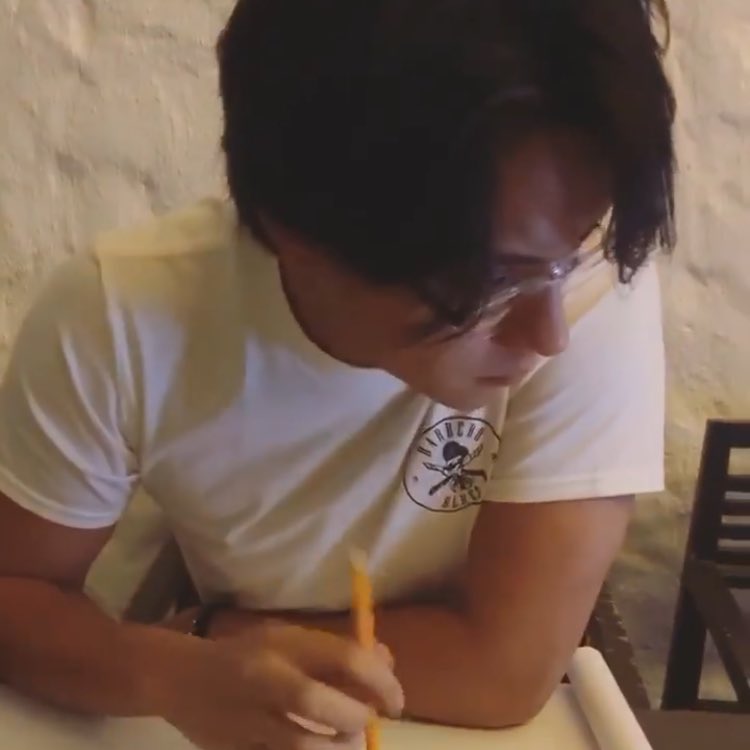 _missbeatriz_'s tweet photo. SER ANG POGI SER! https://t.co/0XXbOAZ6yX
