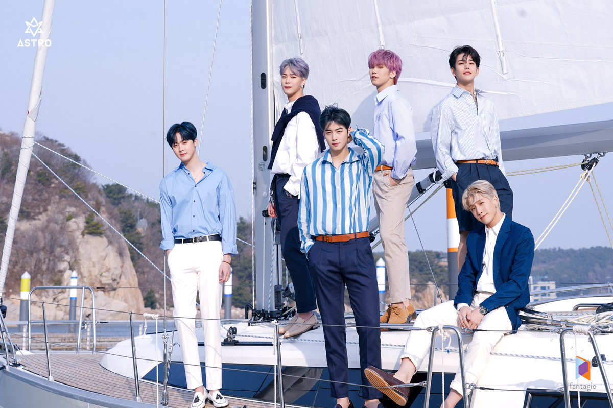 dalbob___'s tweet photo. 케이팝은 긴장해라 청량의 대명사 🏝아스트로🏝가 KNOCK(널 찾아가)로 컴백한다!!! 모두 한 번씩은 들어봐줄 거죠?🥺🥺아스트로가 내일 여러분 마음 놐놐하면 여러분들은 활짝 게이트 열어주면 됩니다😊#ASTRO_GATEWAY_OPEN https://t.co/jTLUARfmoK