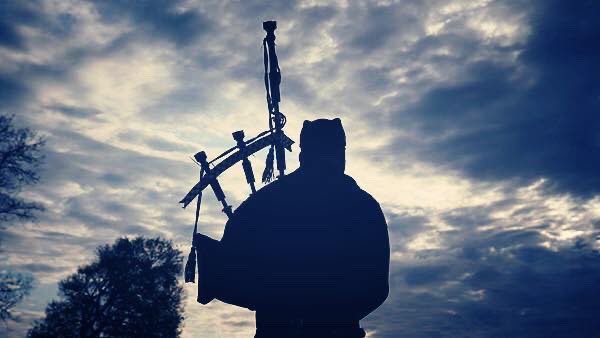 CPDpipeband's tweet photo. While we are not marching this morning at the annual St. Jude Memorial, we remember our fallen comrades from the @Chicago_Police.  The St. Jude tradition will carry on next year.  We will never forget. @cpdmemorial #forourfallen https://t.co/2yZoo2or2q