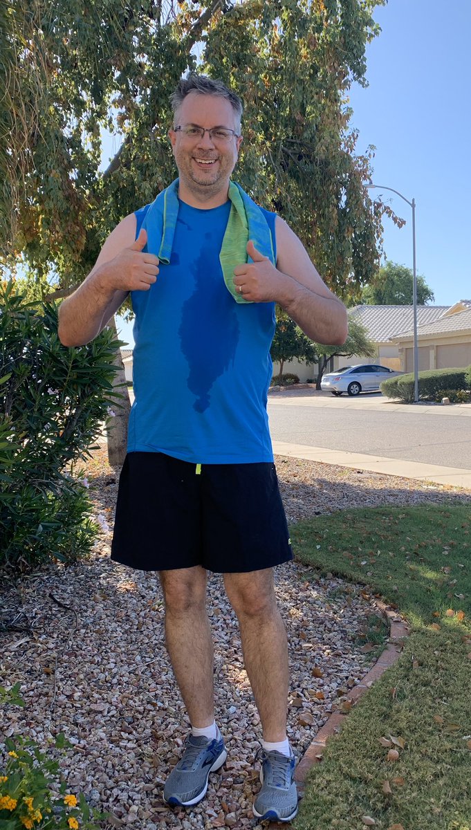 A_Crose's tweet photo. Rock n Roll Virtual Club 10k finished! Really really hot outside #RNRVR2 https://t.co/8a48HUUsID