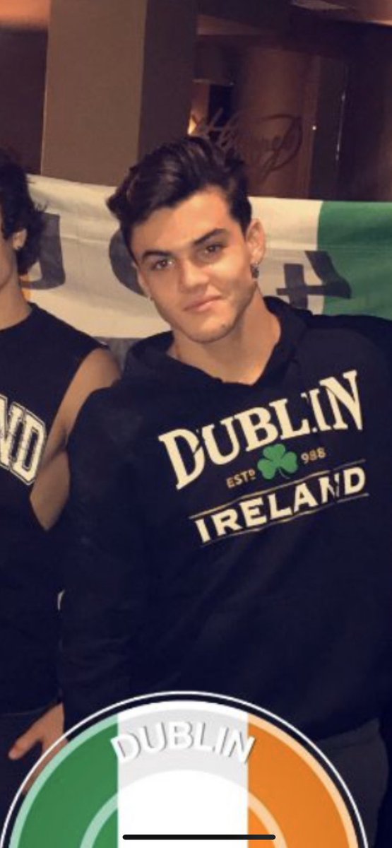 aesthetixdolxn's tweet image. How did I not notice🥺
#graysondolan #4ou #DolanTwins