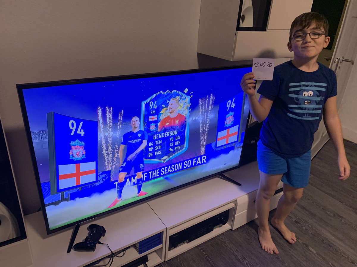 kaya979's tweet photo. #2Mayis ....Bunlar da 2 Mayis hatirasi... 😂😂🥳 @ahmet5alkaya @FutTorun @FUTMuhendisi @FuTRist_ @FifaCoinTicaret @FutMerkez #FIFA20 üst üste iki Muhtesem gece 🔥🔥🔥 https://t.co/PoF0j2bj8M